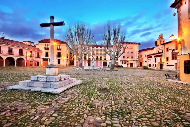 Plaza de Santa María: Ecos de piedra y tiempo — Fotos de León